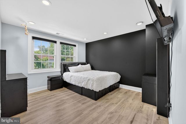 4202 MINSTRELL LN, Fairfax, VA 22033