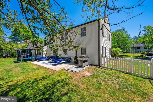 4202 MINSTRELL LN, Fairfax, VA 22033