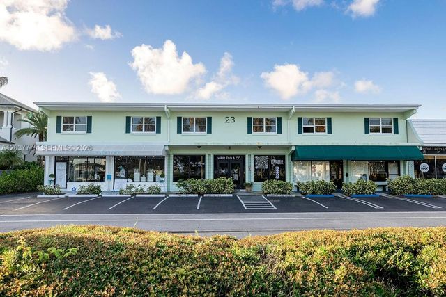 23 Royal Palm Pt B, Vero Beach, FL 32960