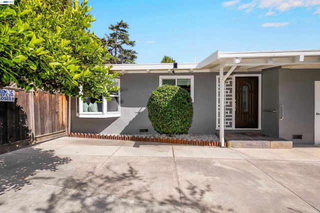 30562 Troon Pl, Hayward, CA 94544