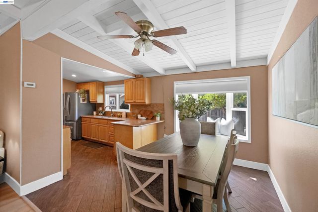 30562 Troon Pl, Hayward, CA 94544