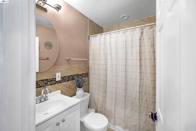 30562 Troon Pl, Hayward, CA 94544
