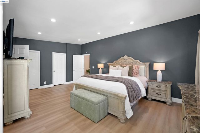 30562 Troon Pl, Hayward, CA 94544