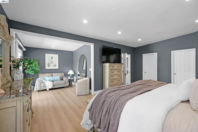 30562 Troon Pl, Hayward, CA 94544
