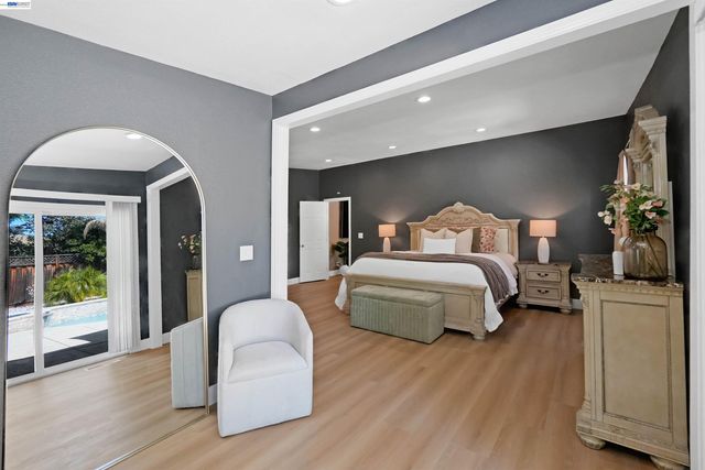 30562 Troon Pl, Hayward, CA 94544