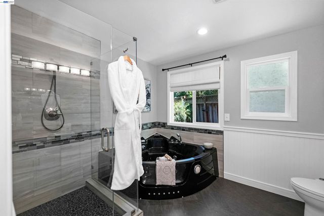 30562 Troon Pl, Hayward, CA 94544