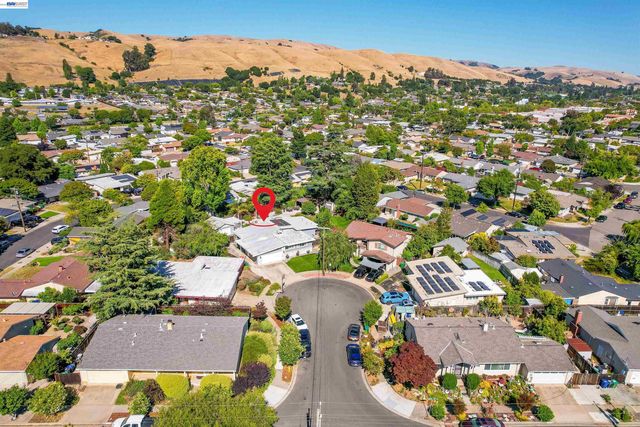 30562 Troon Pl, Hayward, CA 94544