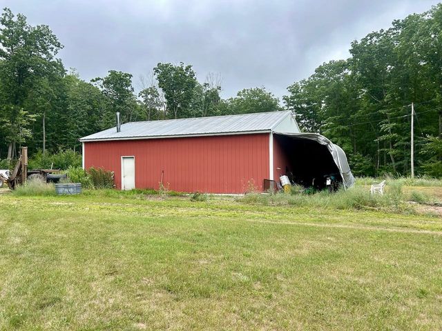 11349 Maple Lane, Gladwin, MI 48624