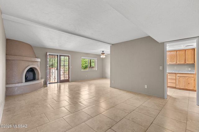 9461 E Calle Bolivar, Tucson, AZ 85715