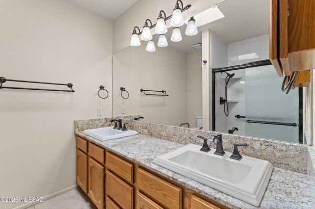 9461 E Calle Bolivar, Tucson, AZ 85715