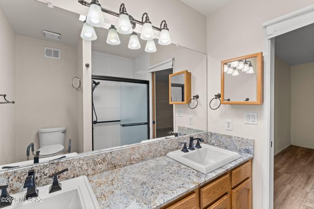 9461 E Calle Bolivar, Tucson, AZ 85715