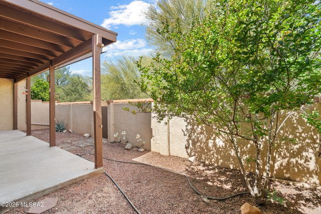 9461 E Calle Bolivar, Tucson, AZ 85715
