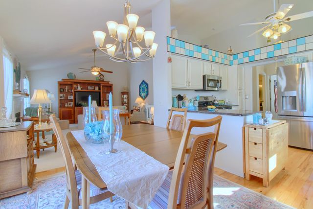 290 Edington Circle, Canton Twp, MI 48187