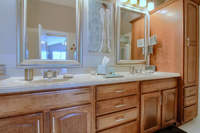 290 Edington Circle, Canton Twp, MI 48187