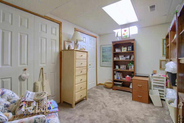 290 Edington Circle, Canton Twp, MI 48187