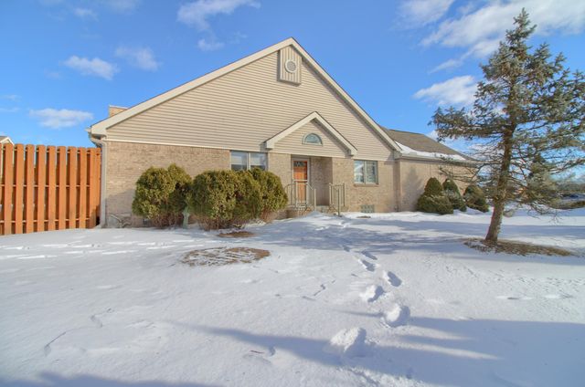 290 Edington Circle, Canton Twp, MI 48187