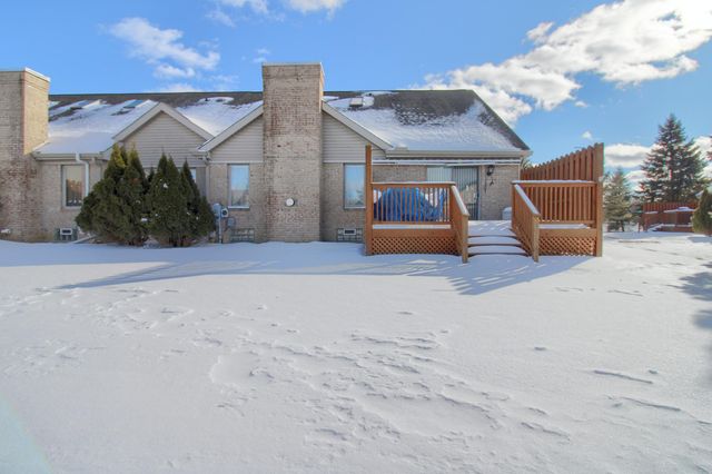 290 Edington Circle, Canton Twp, MI 48187