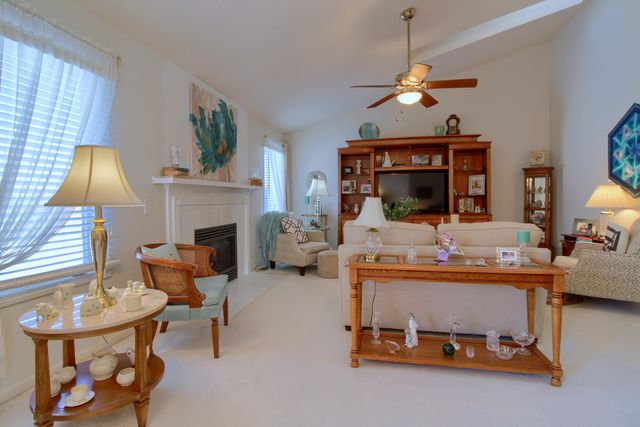 290 Edington Circle, Canton Twp, MI 48187