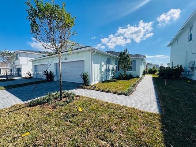 19552 Whispering Creek Rd 1, Loxahatchee, FL 33470