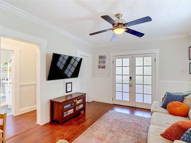 115 E LAMBRIGHT STREET, Tampa, FL 33604