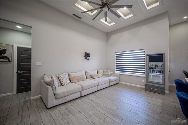 2707 Pfeiffer Street, Edinburg, TX 78542