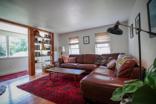 26 Rose Street, Burlington, VT 05401