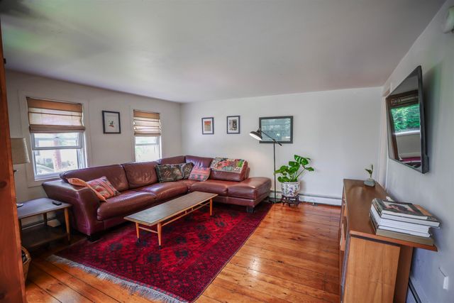26 Rose Street, Burlington, VT 05401