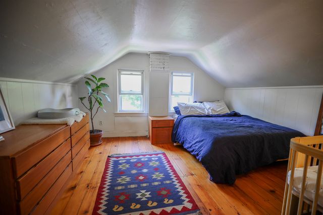 26 Rose Street, Burlington, VT 05401