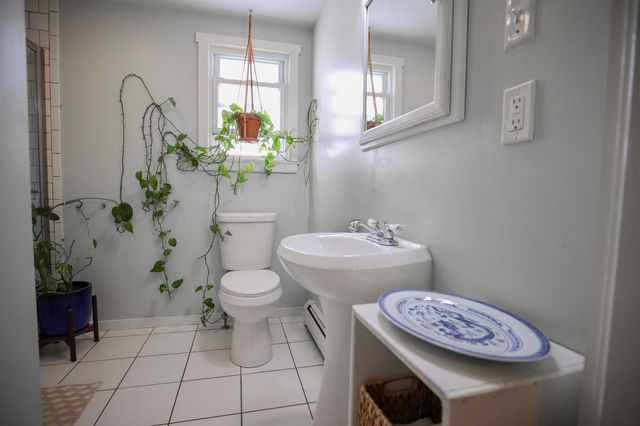 26 Rose Street, Burlington, VT 05401