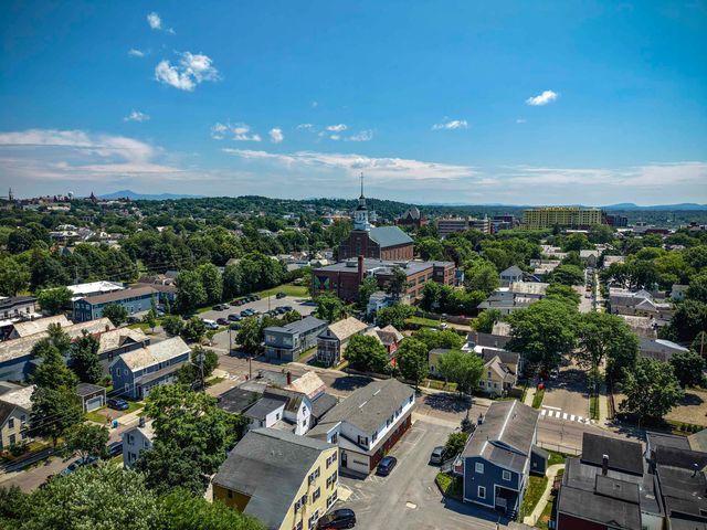 26 Rose Street, Burlington, VT 05401