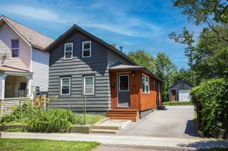 26 Rose Street, Burlington, VT 05401