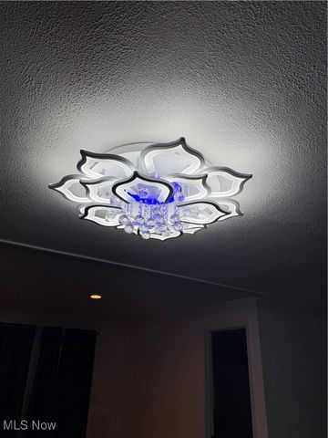 662 Kenilworth Avenue, Sheffield Lake, OH 44054