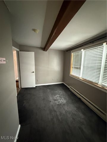 662 Kenilworth Avenue, Sheffield Lake, OH 44054