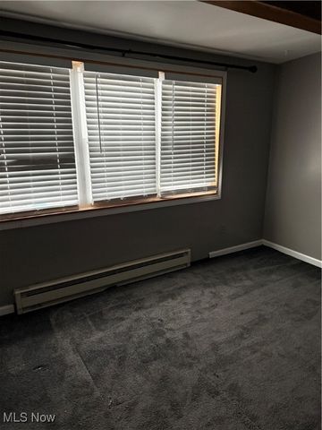 662 Kenilworth Avenue, Sheffield Lake, OH 44054