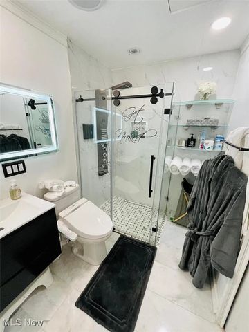 662 Kenilworth Avenue, Sheffield Lake, OH 44054