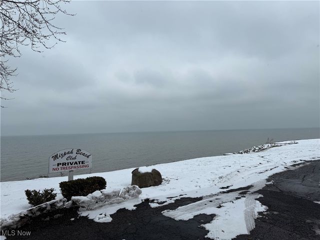 662 Kenilworth Avenue, Sheffield Lake, OH 44054