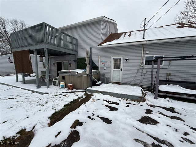 662 Kenilworth Avenue, Sheffield Lake, OH 44054