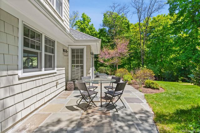 9 South Road, Katonah, NY 10536