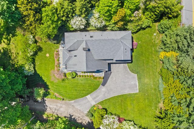 9 South Road, Katonah, NY 10536