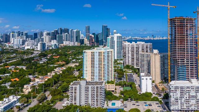 2475 Brickell Ave 2104, Miami, FL 33129