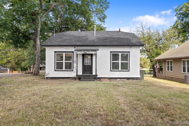 1005 N 7th, Durant, OK 74701