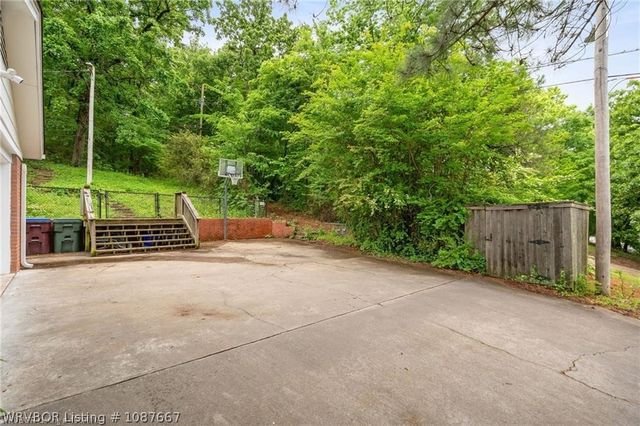 2400 Houston Street, Fort Smith, AR 72901