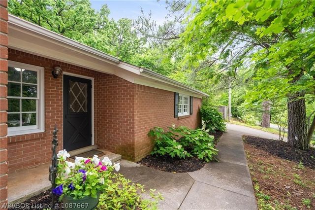 2400 Houston Street, Fort Smith, AR 72901