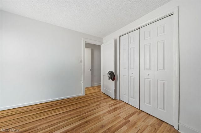 9614 Ravenna Road, Twinsburg, OH 44087