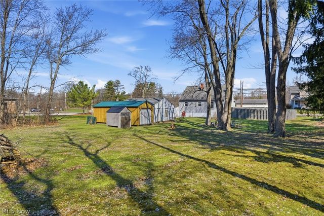 9614 Ravenna Road, Twinsburg, OH 44087