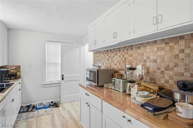 9614 Ravenna Road, Twinsburg, OH 44087