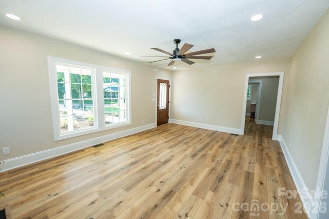 118 Alexander Street, Forest City, NC 28043