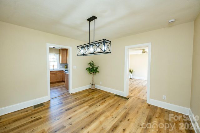 118 Alexander Street, Forest City, NC 28043