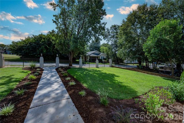 118 Alexander Street, Forest City, NC 28043