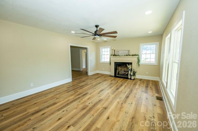 118 Alexander Street, Forest City, NC 28043